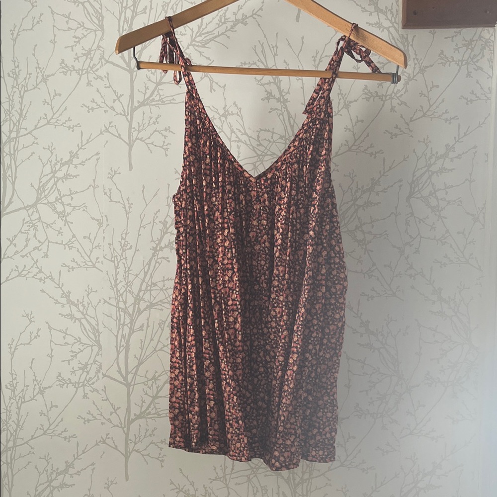 Old Navy Wine Floral Tie-Shoulder Cami